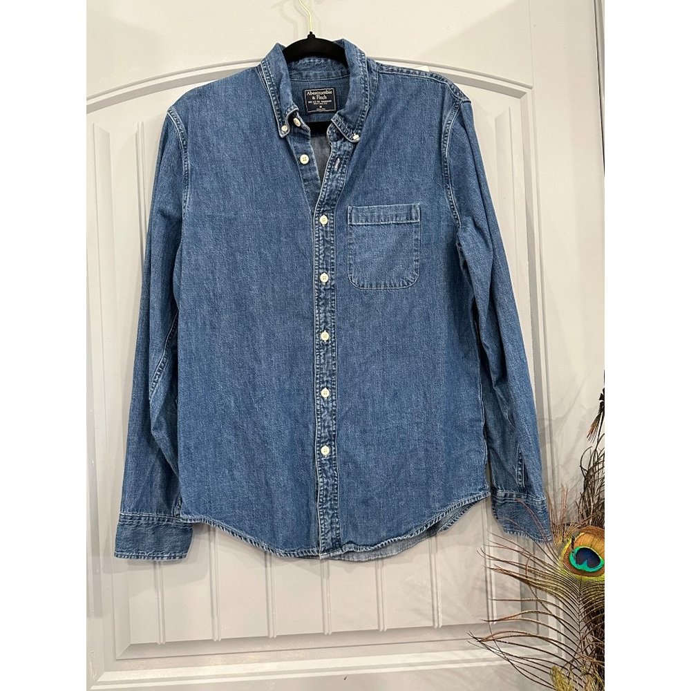 Abercrombie & Fitch womens long sleeve denim shirt sz M